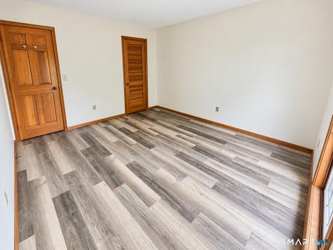 24 West Road Ellington CT 06029