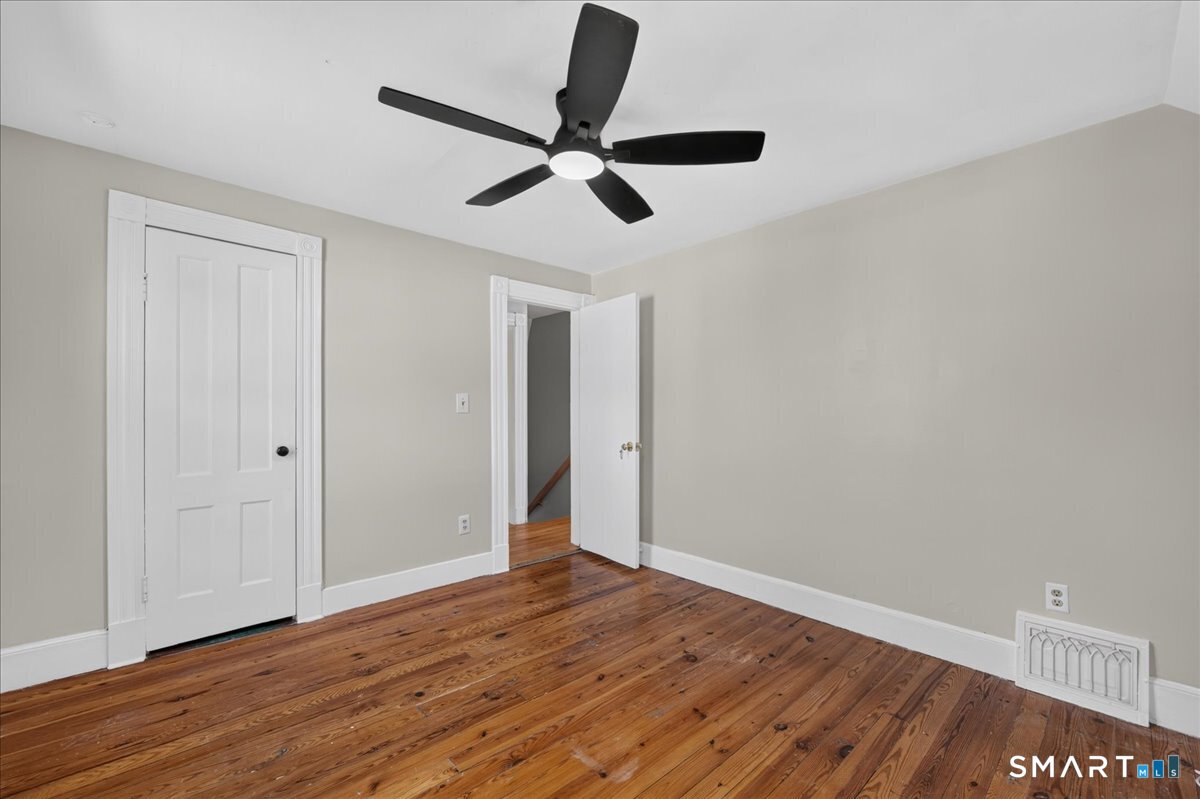 22 Hine Street West Haven CT 06516