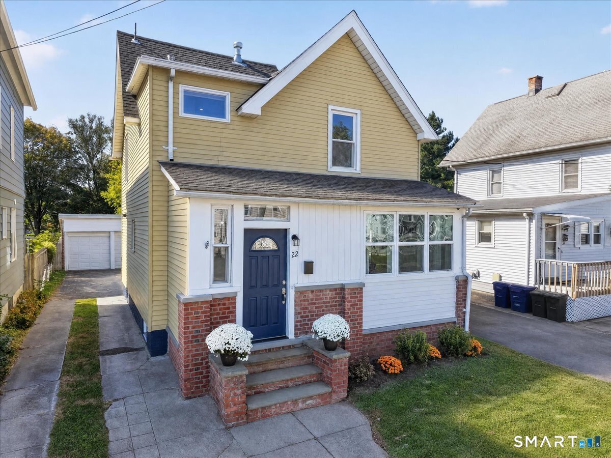 22 Hine Street West Haven CT 06516