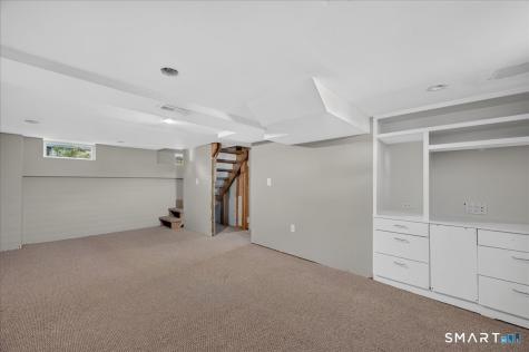 22 Hine Street West Haven CT 06516