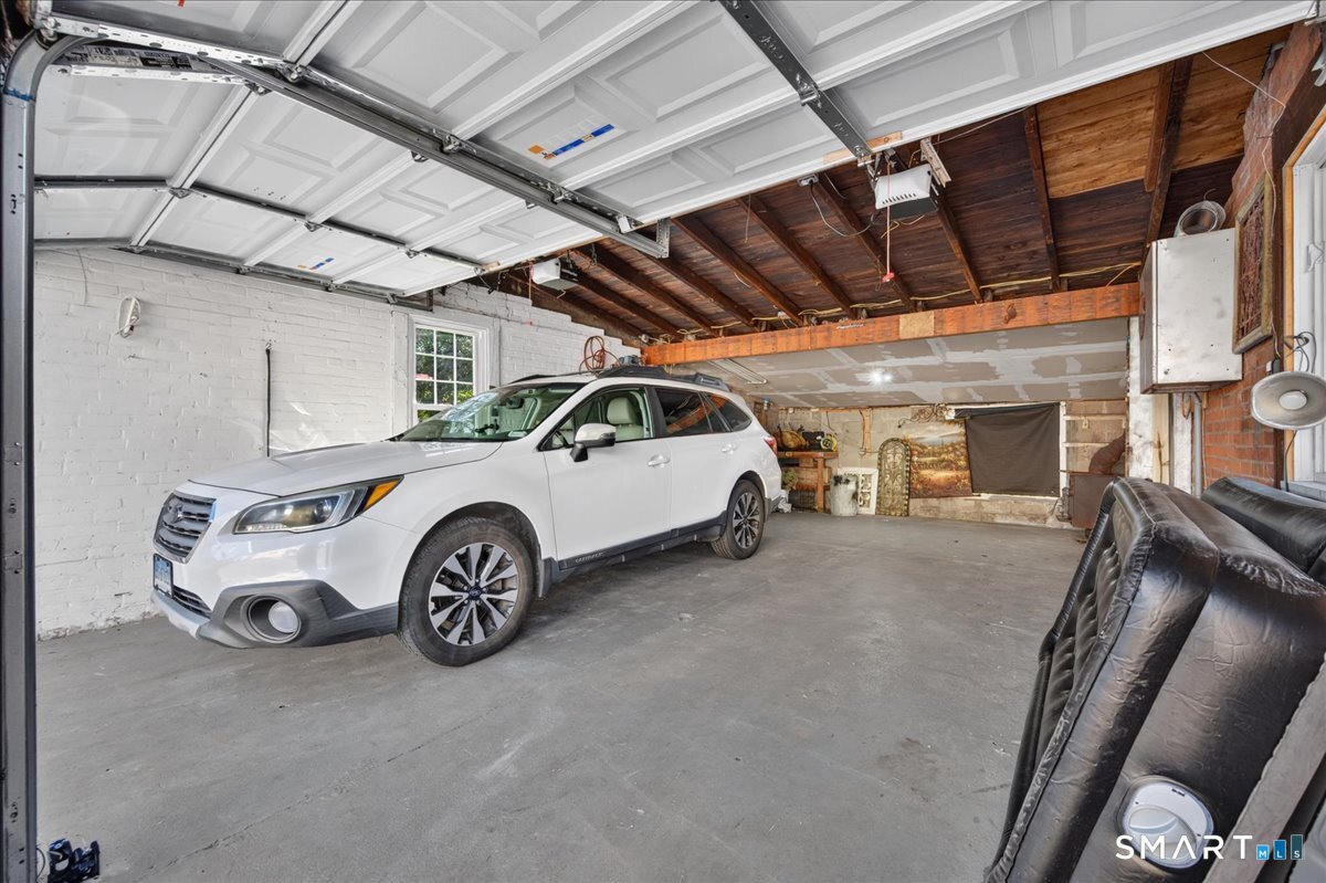 22 Hine Street West Haven CT 06516