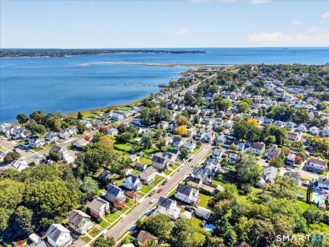 22 Hine Street West Haven CT 06516