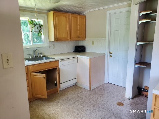 79 Heminway Park Road Watertown CT 06795