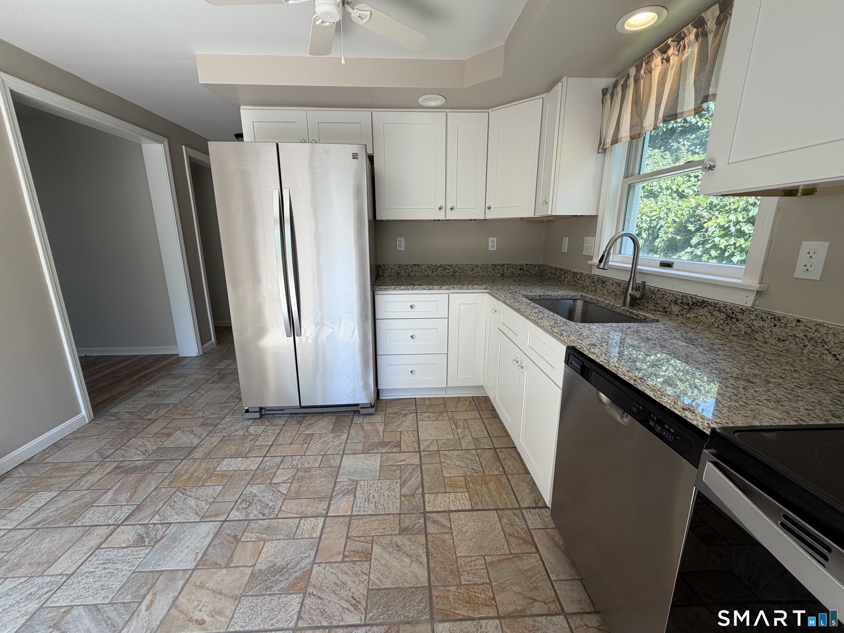 129 East Main Street Branford CT 06405