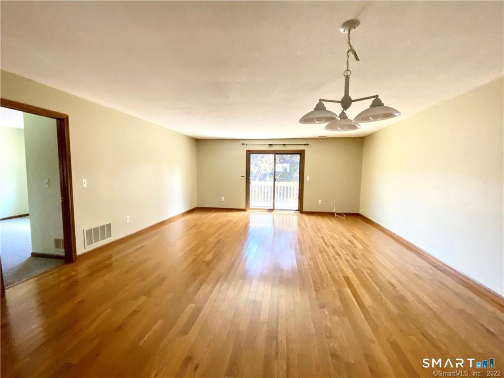 104 Summer Hill Drive South Windsor CT 06074