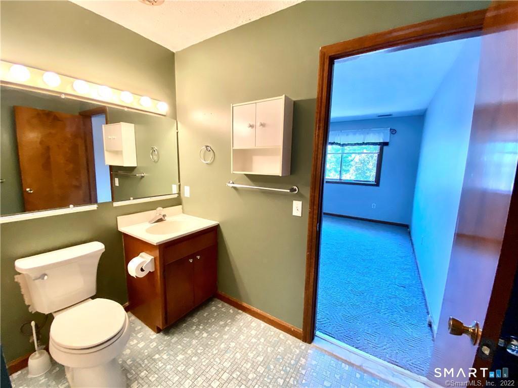 104 Summer Hill Drive South Windsor CT 06074