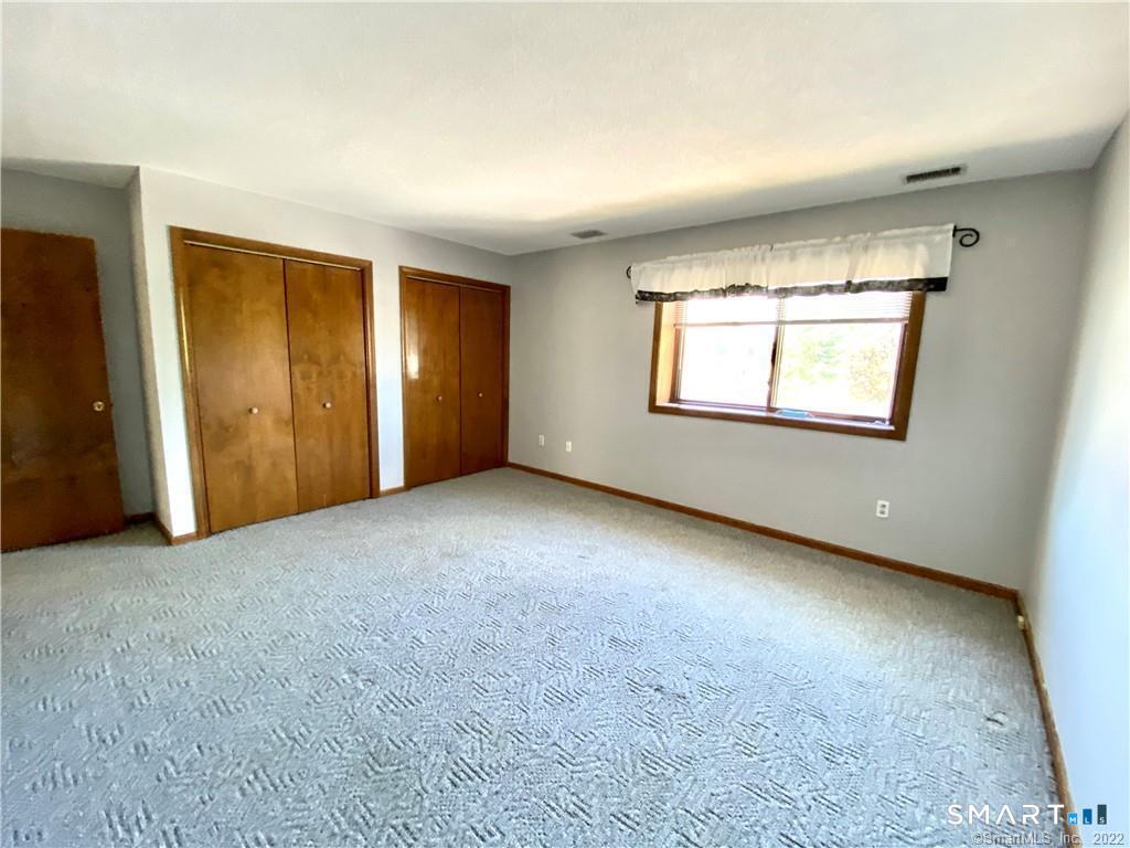 104 Summer Hill Drive South Windsor CT 06074