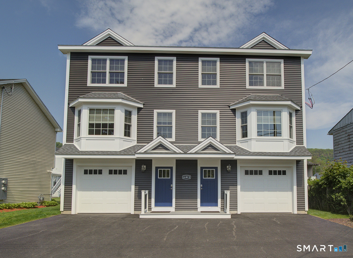 44 Mettler Street Woodbridge CT 06525