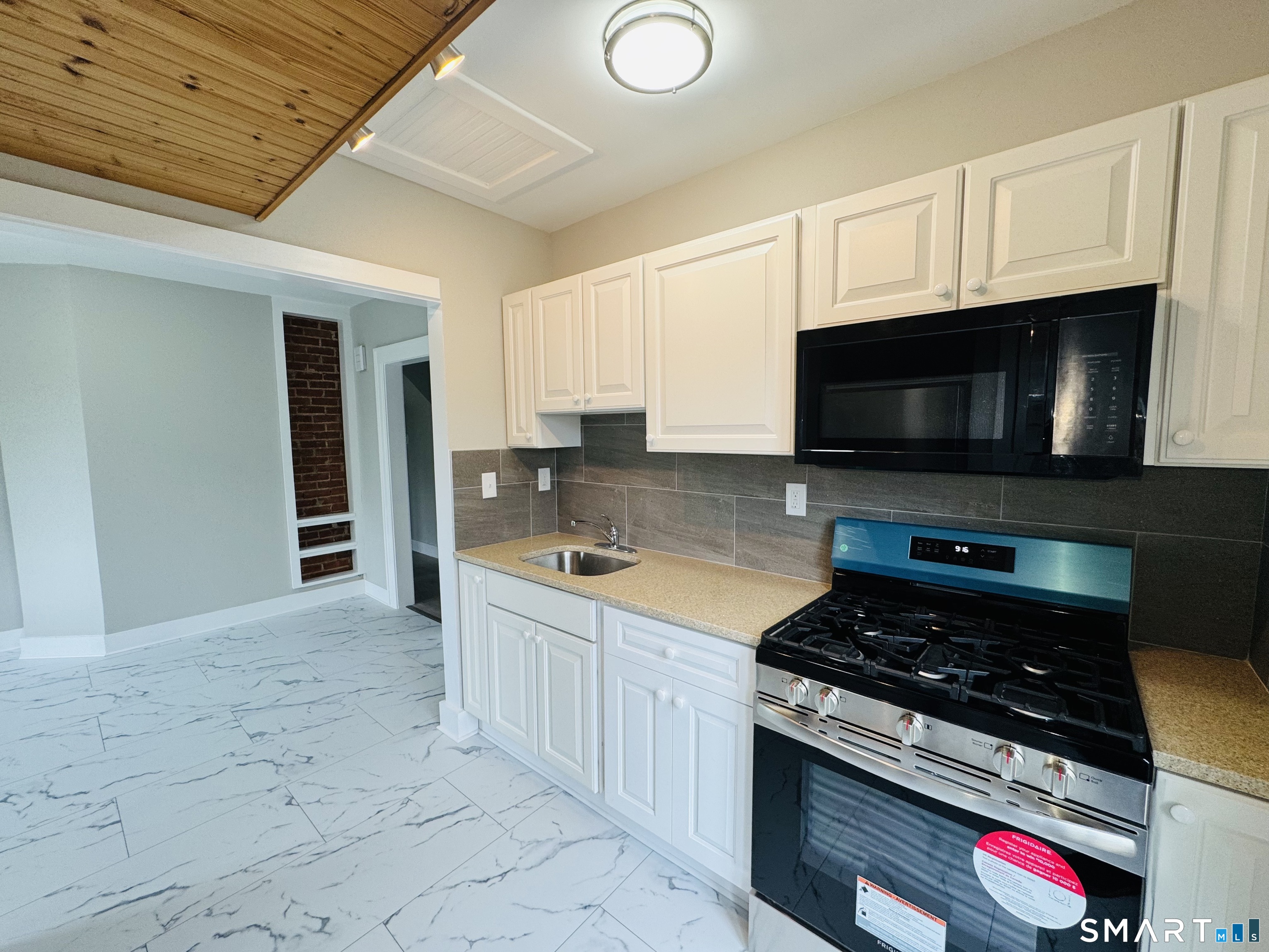 52 Howard Avenue New Haven CT 06519