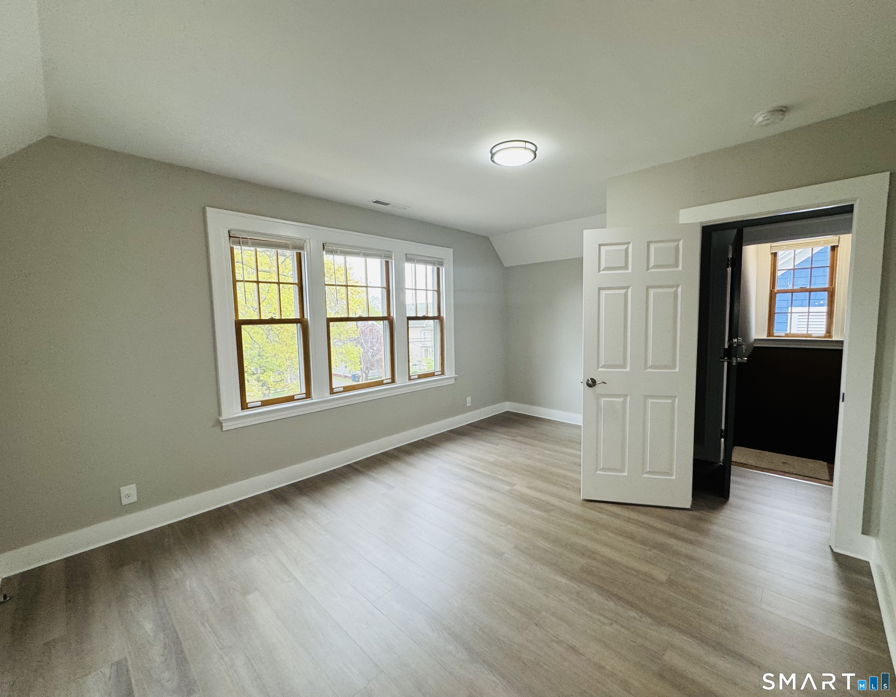 52 Howard Avenue New Haven CT 06519