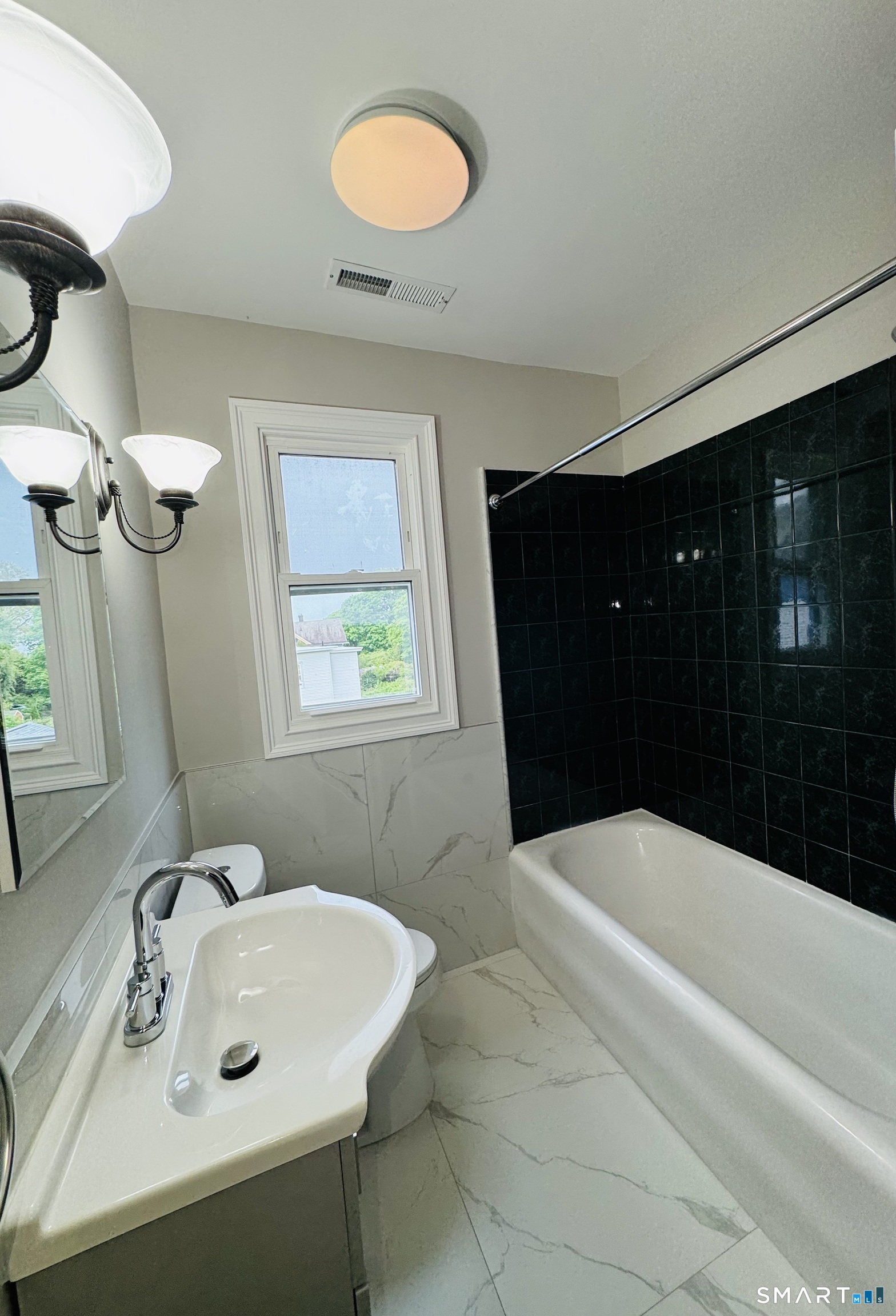 52 Howard Avenue New Haven CT 06519