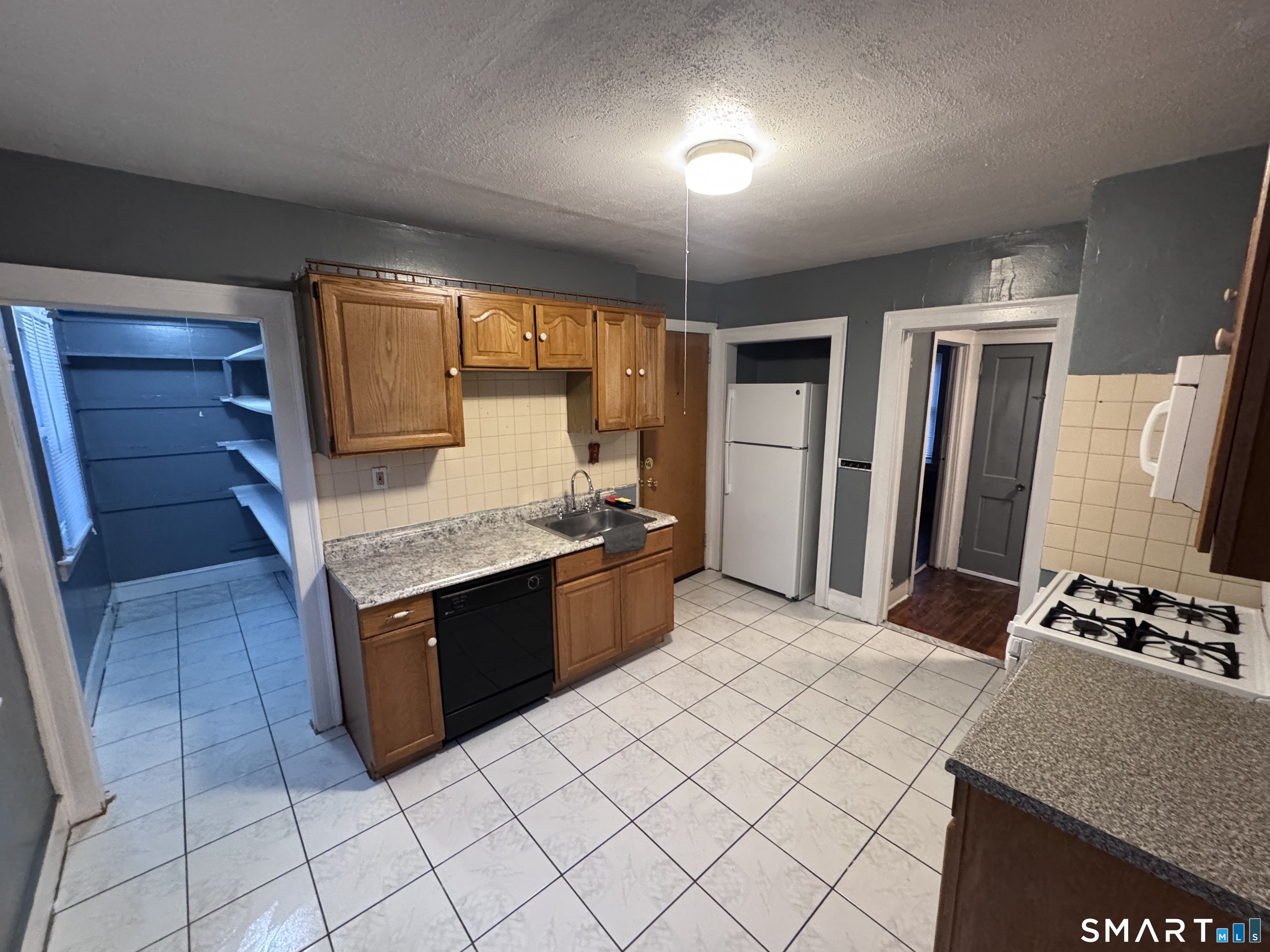 20-22 Tower Avenue Hartford CT 06120