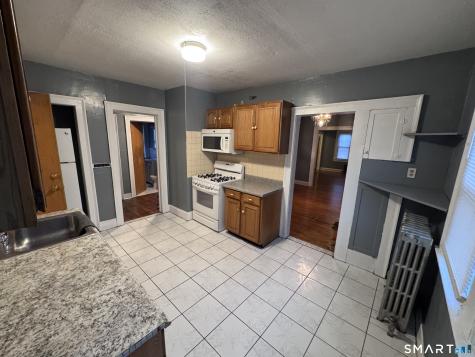 20-22 Tower Avenue Hartford CT 06120