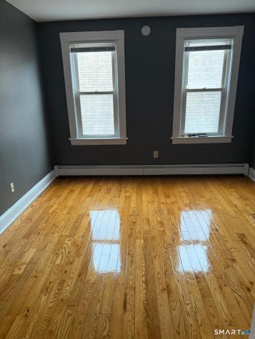 1018 Hancock Avenue Bridgeport CT 06605