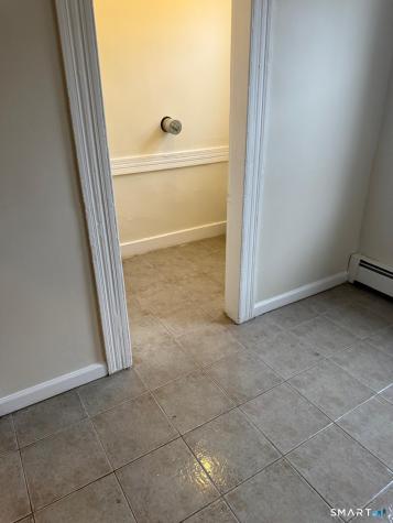 1018 Hancock Avenue Bridgeport CT 06605