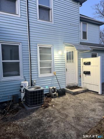 35 Woodruff Street Southington CT 06489