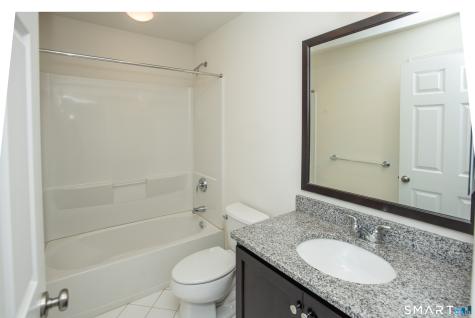 27 Warrington Round Danbury CT 06810