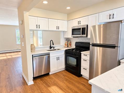 172 Stonybrook Road Stratford CT 06614