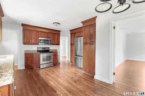 215 Bennett Street Fairfield CT 06825