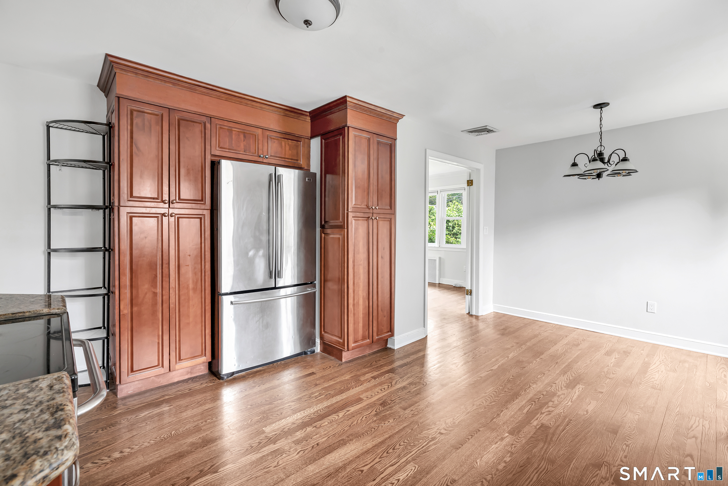 215 Bennett Street Fairfield CT 06825