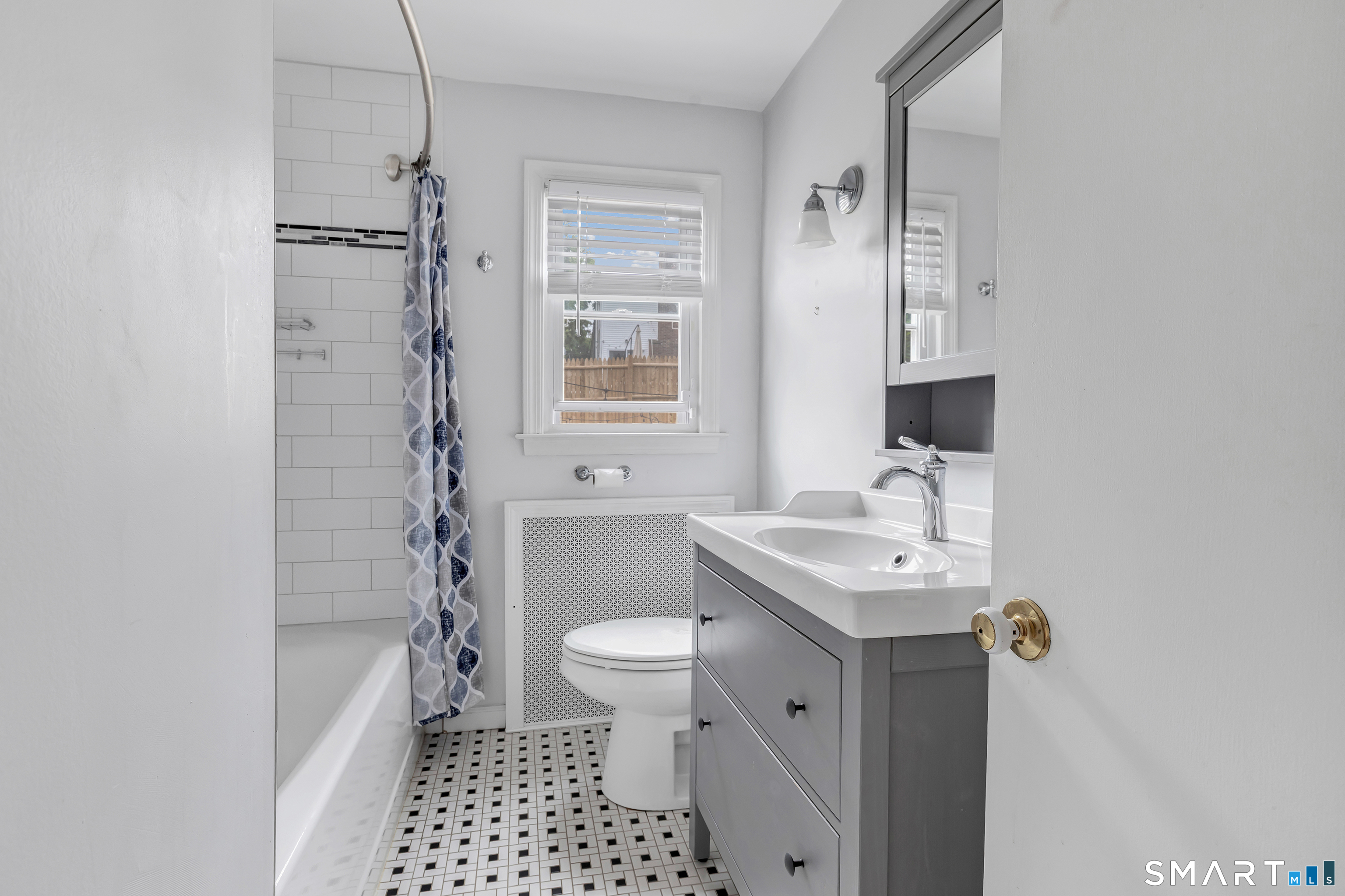 215 Bennett Street Fairfield CT 06825