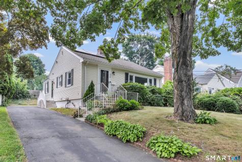 215 Bennett Street Fairfield CT 06825