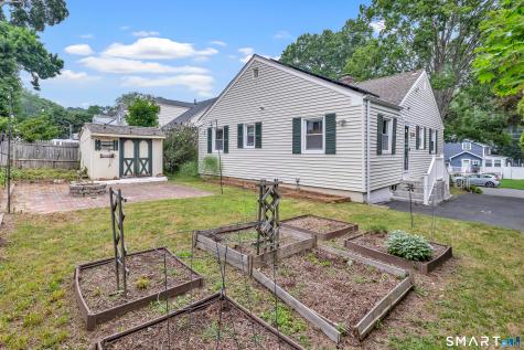 215 Bennett Street Fairfield CT 06825