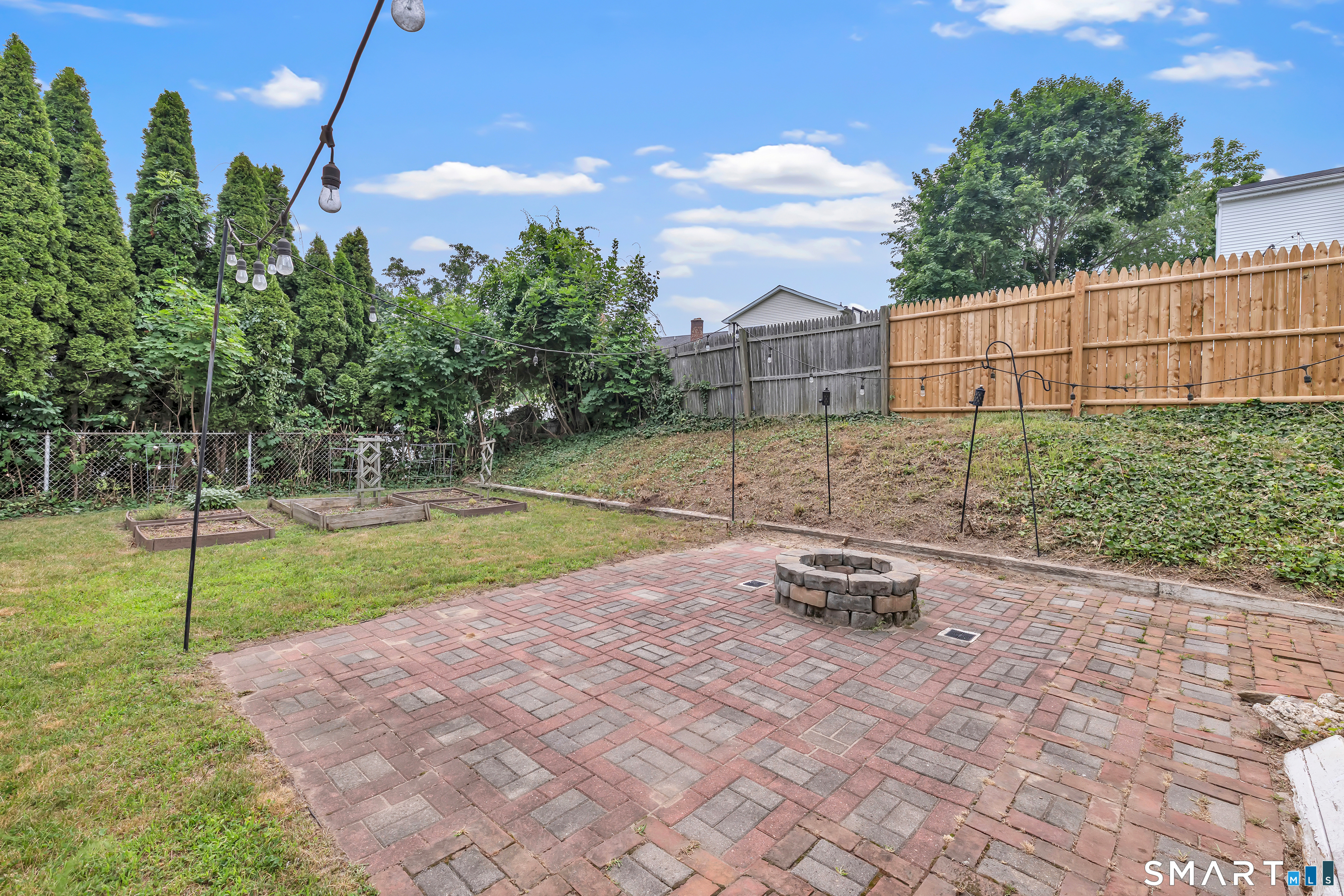 215 Bennett Street Fairfield CT 06825