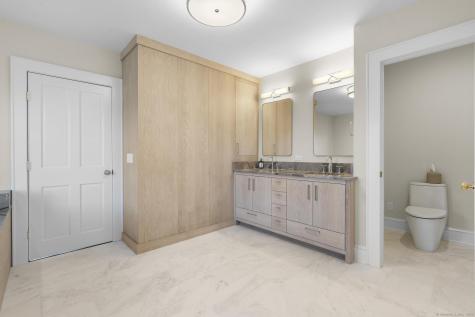 447 Reef Road Fairfield CT 06824