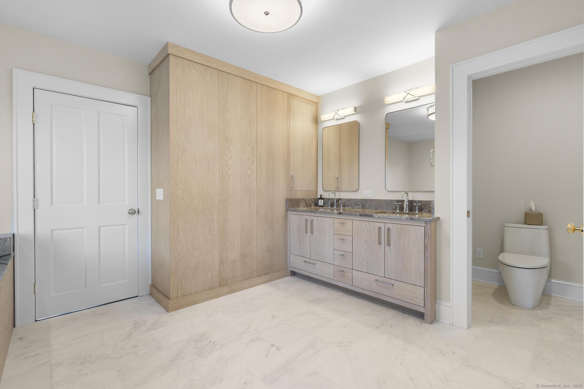 447 Reef Road Fairfield CT 06824