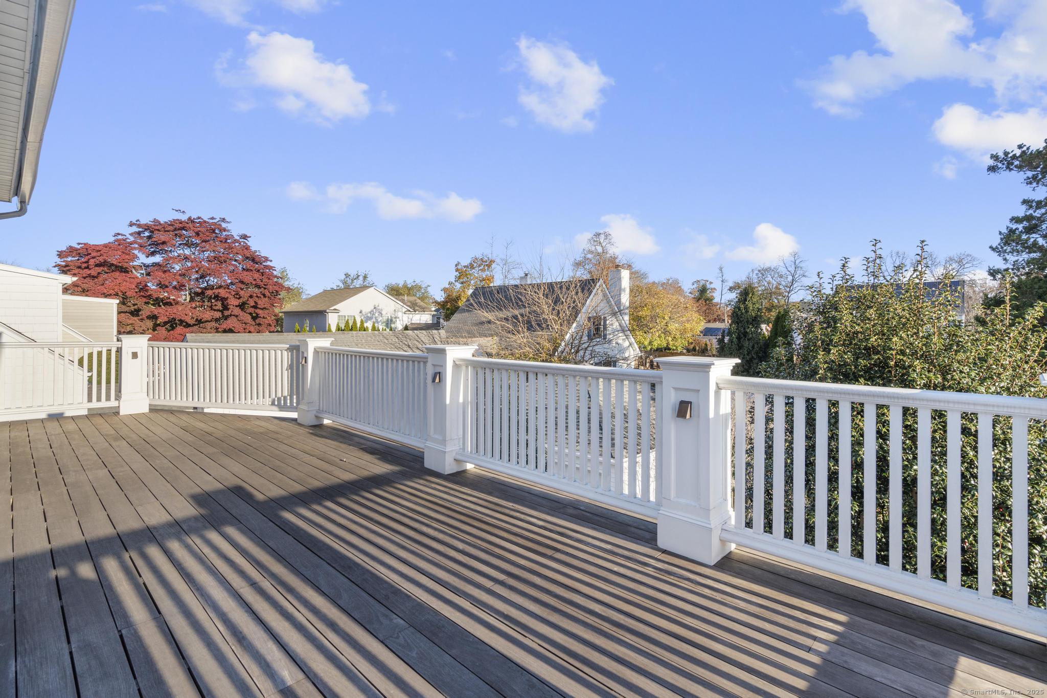 447 Reef Road Fairfield CT 06824