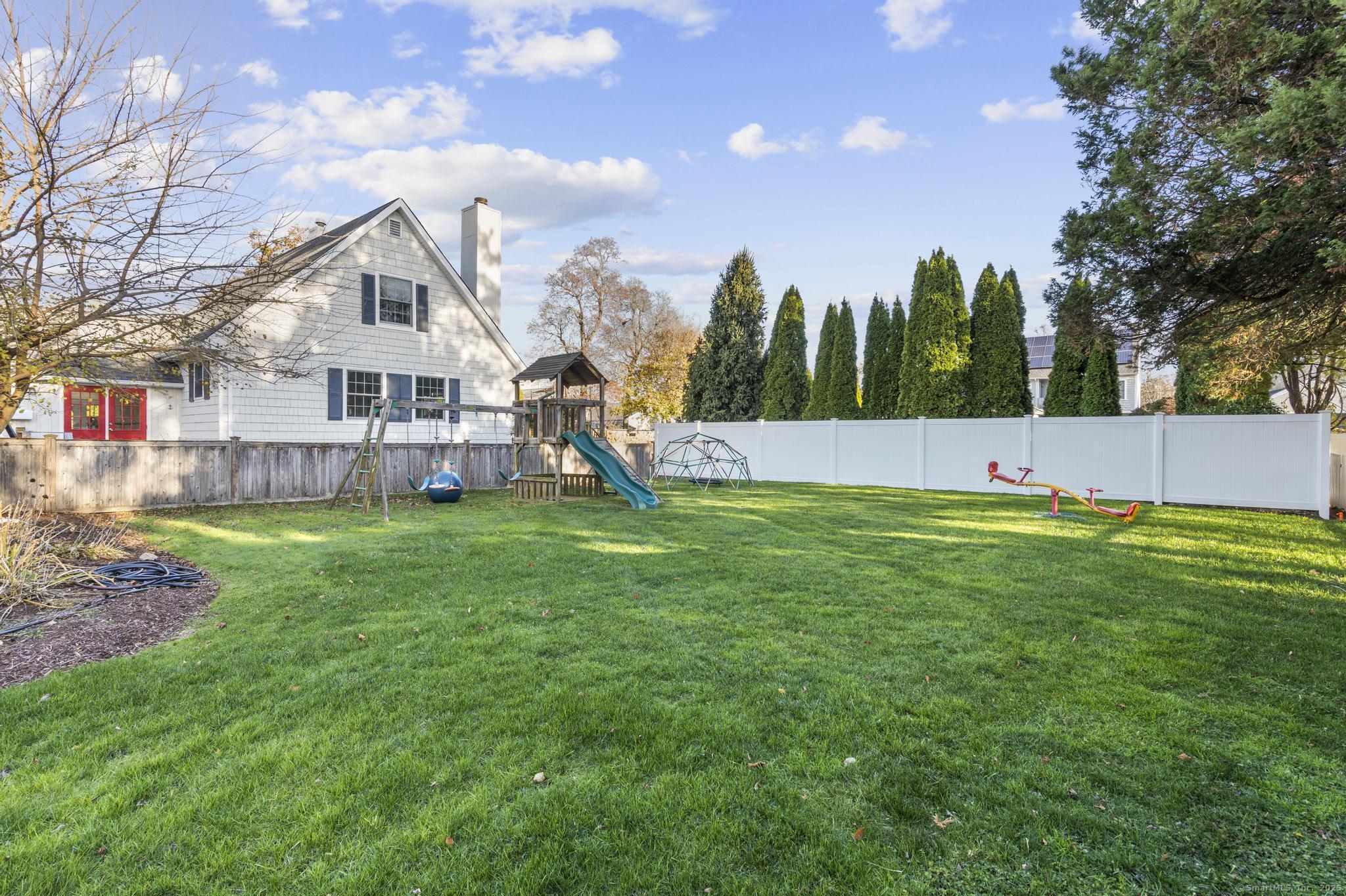 447 Reef Road Fairfield CT 06824
