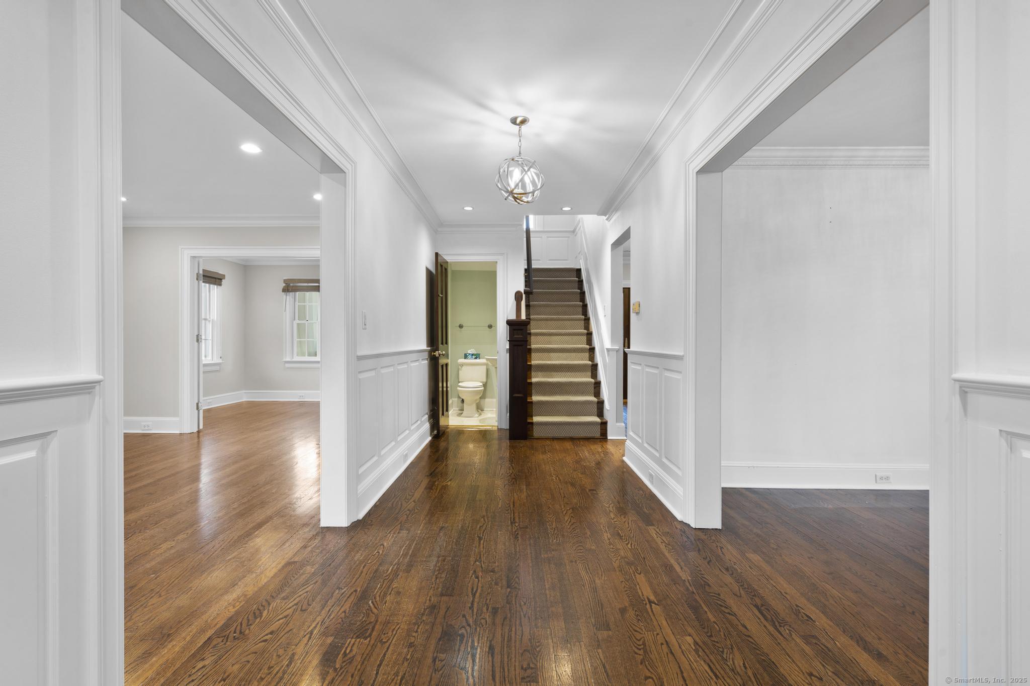 447 Reef Road Fairfield CT 06824