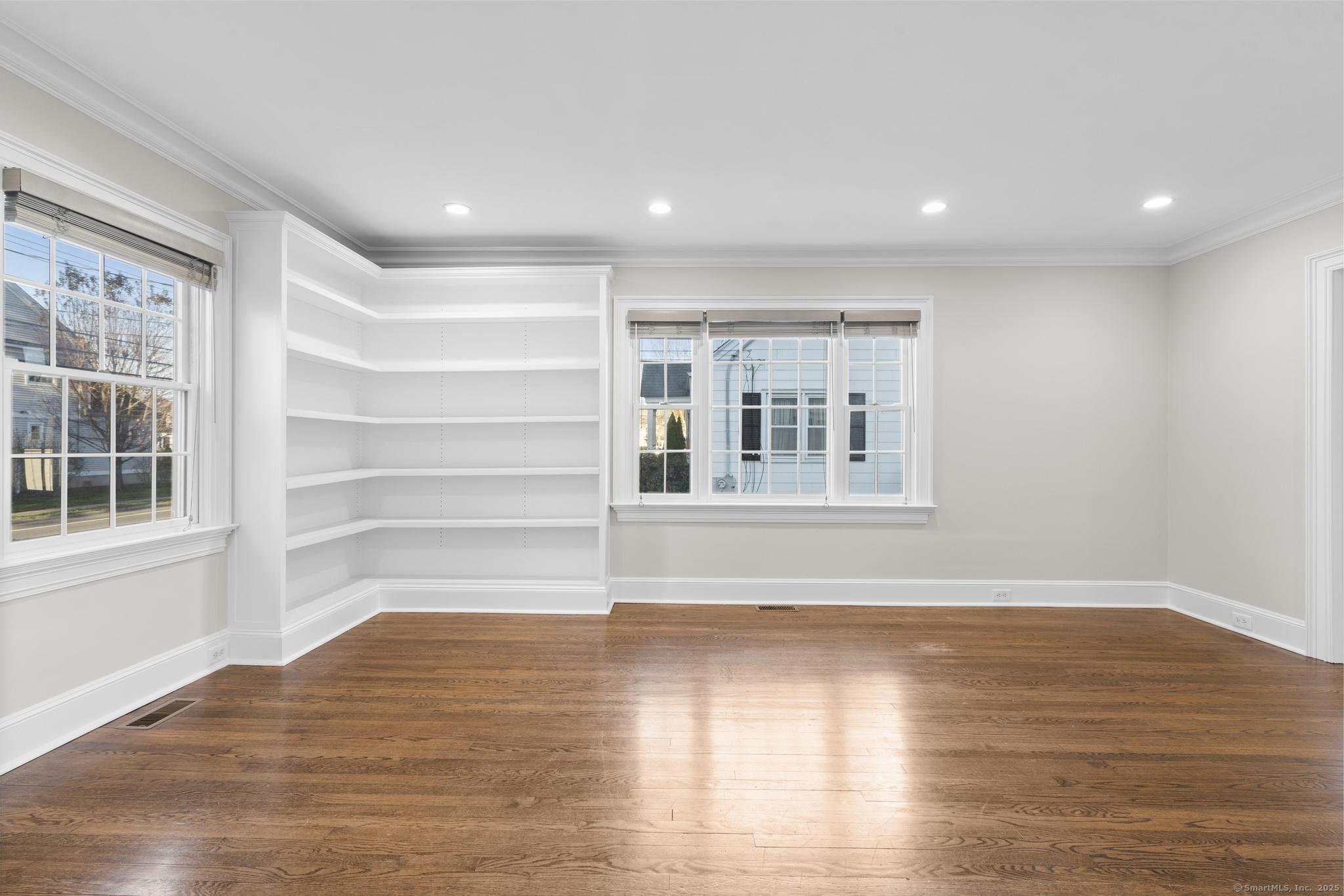447 Reef Road Fairfield CT 06824