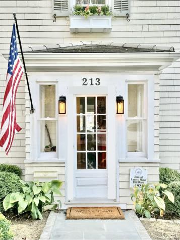 213 Rowayton Avenue Norwalk CT 06853