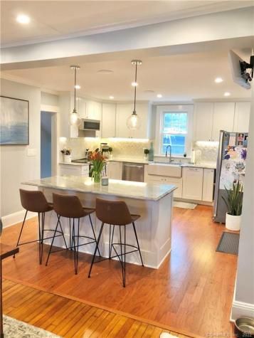 213 Rowayton Avenue Norwalk CT 06853