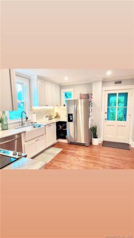 213 Rowayton Avenue Norwalk CT 06853