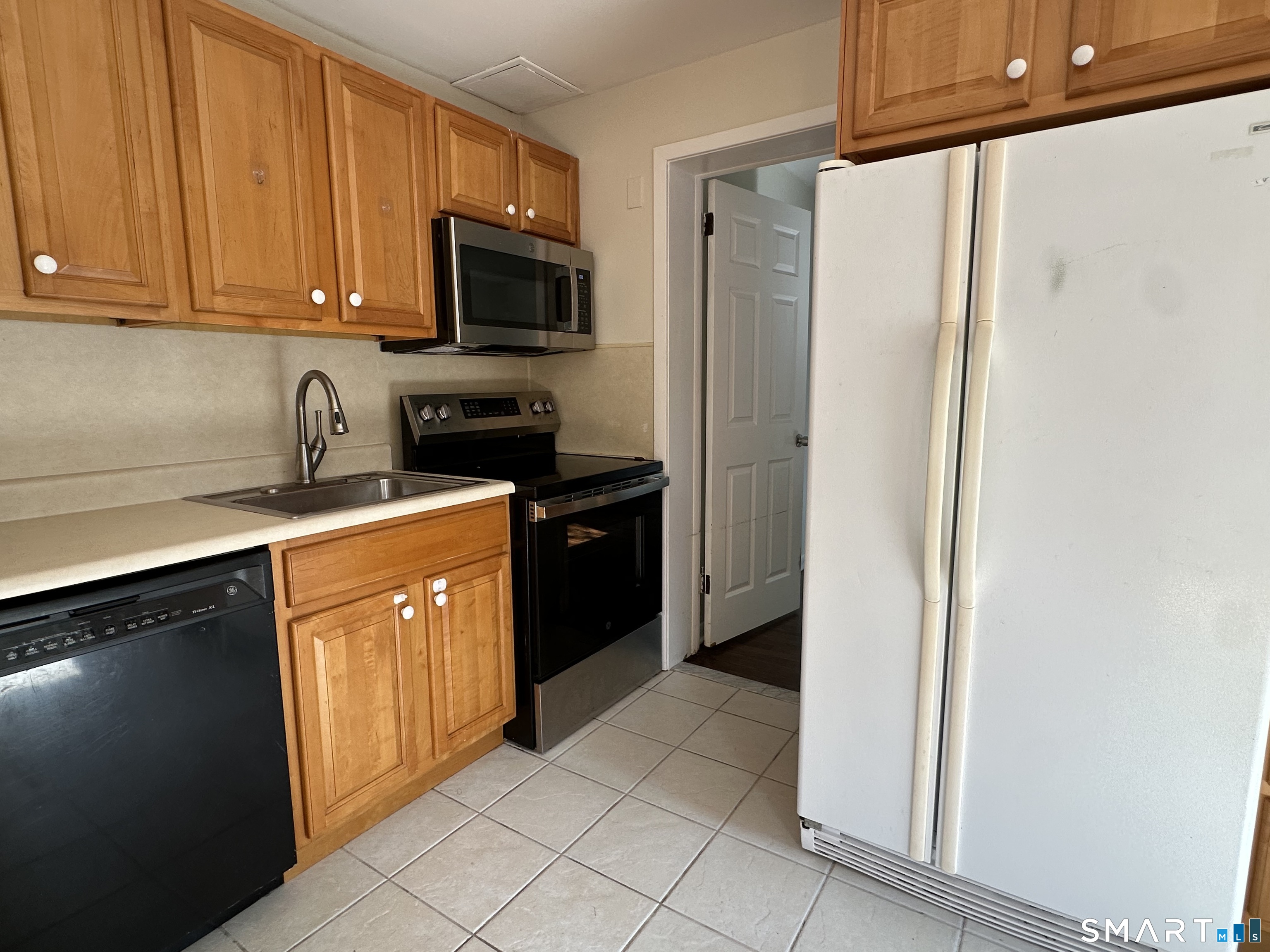 94 Garden Drive Fairfield CT 06825