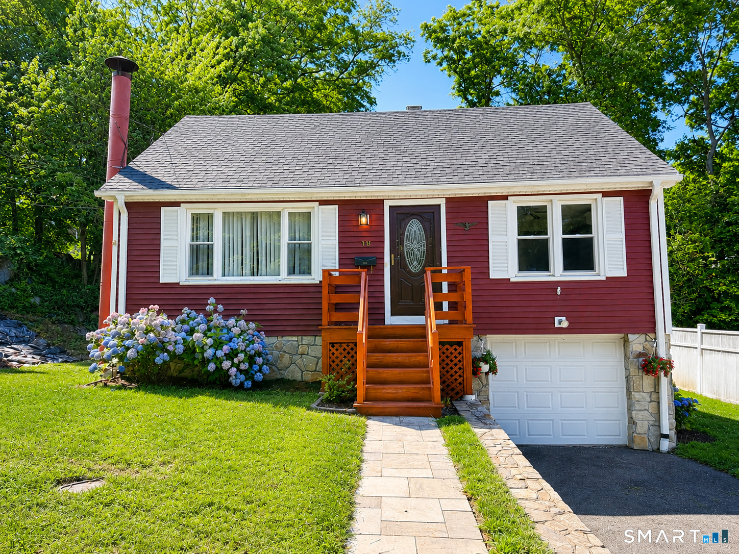 18 Dawn Street Fairfield CT 06824