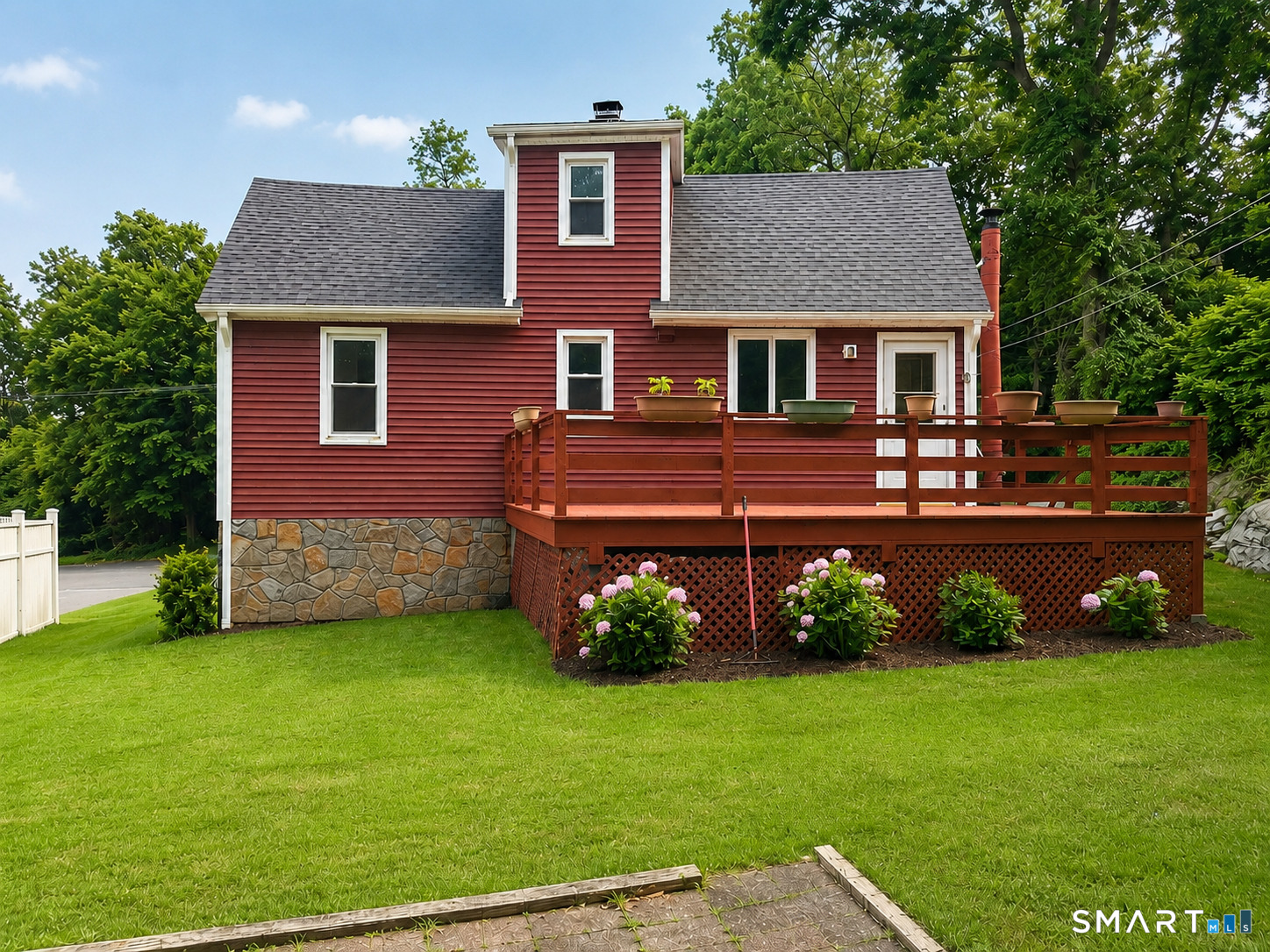 18 Dawn Street Fairfield CT 06824