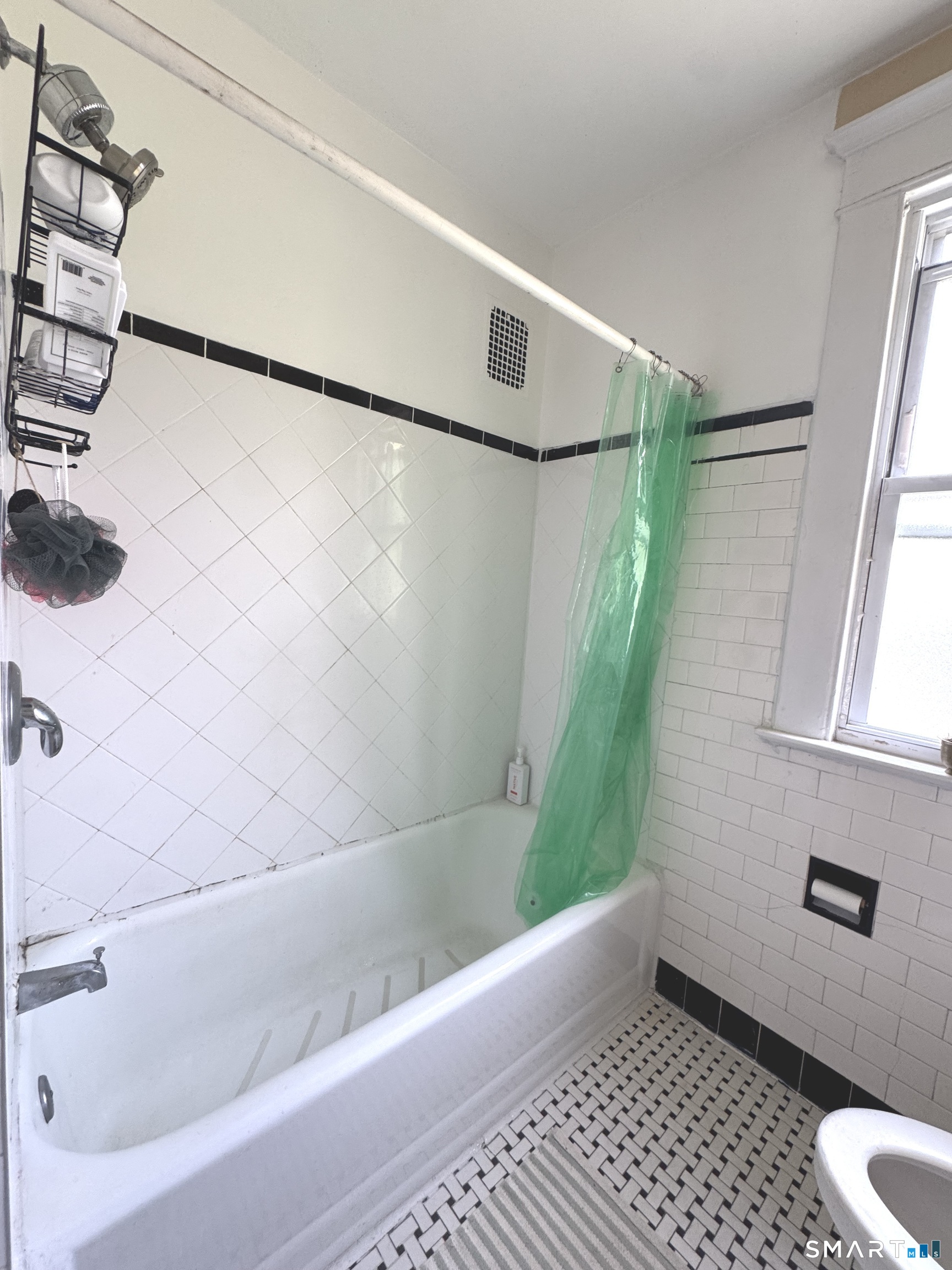 1869 Chapel Street New Haven CT 06511