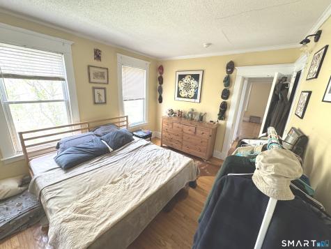 1869 Chapel Street New Haven CT 06511