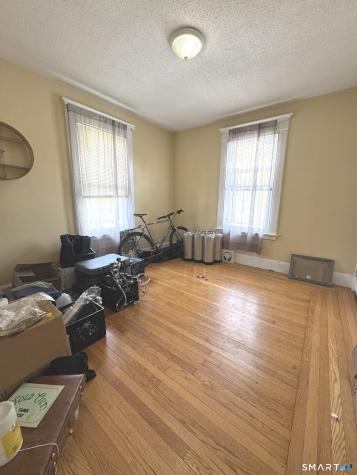 1869 Chapel Street New Haven CT 06511