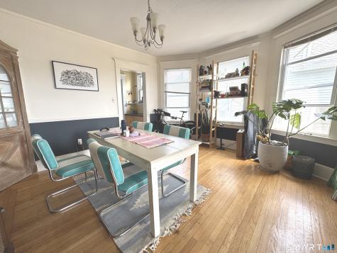 1869 Chapel Street New Haven CT 06511