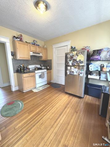 1869 Chapel Street New Haven CT 06511