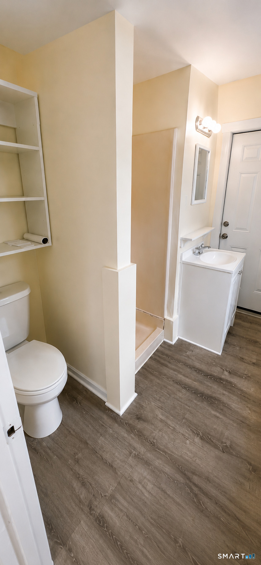 6 East Walnut Street Stamford CT 06902
