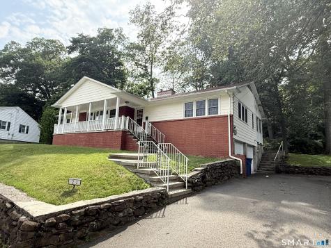 21 Byron Place New Haven CT 06515
