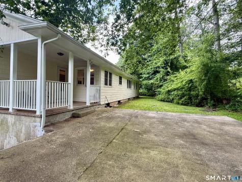21 Byron Place New Haven CT 06515