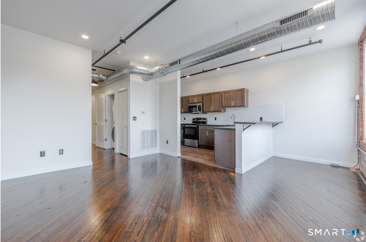424 Main Street Middletown CT 06457