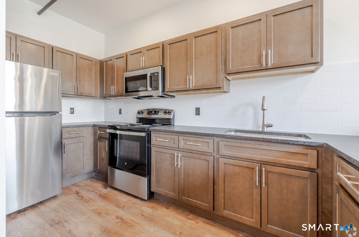 424 Main Street Middletown CT 06457
